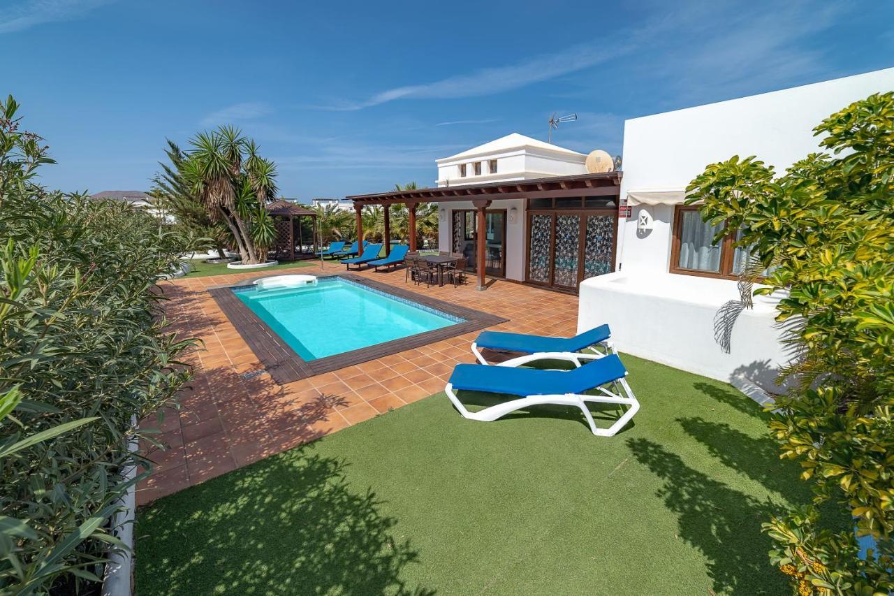 Villa Alegria Playa Blanca  Luaran gambar