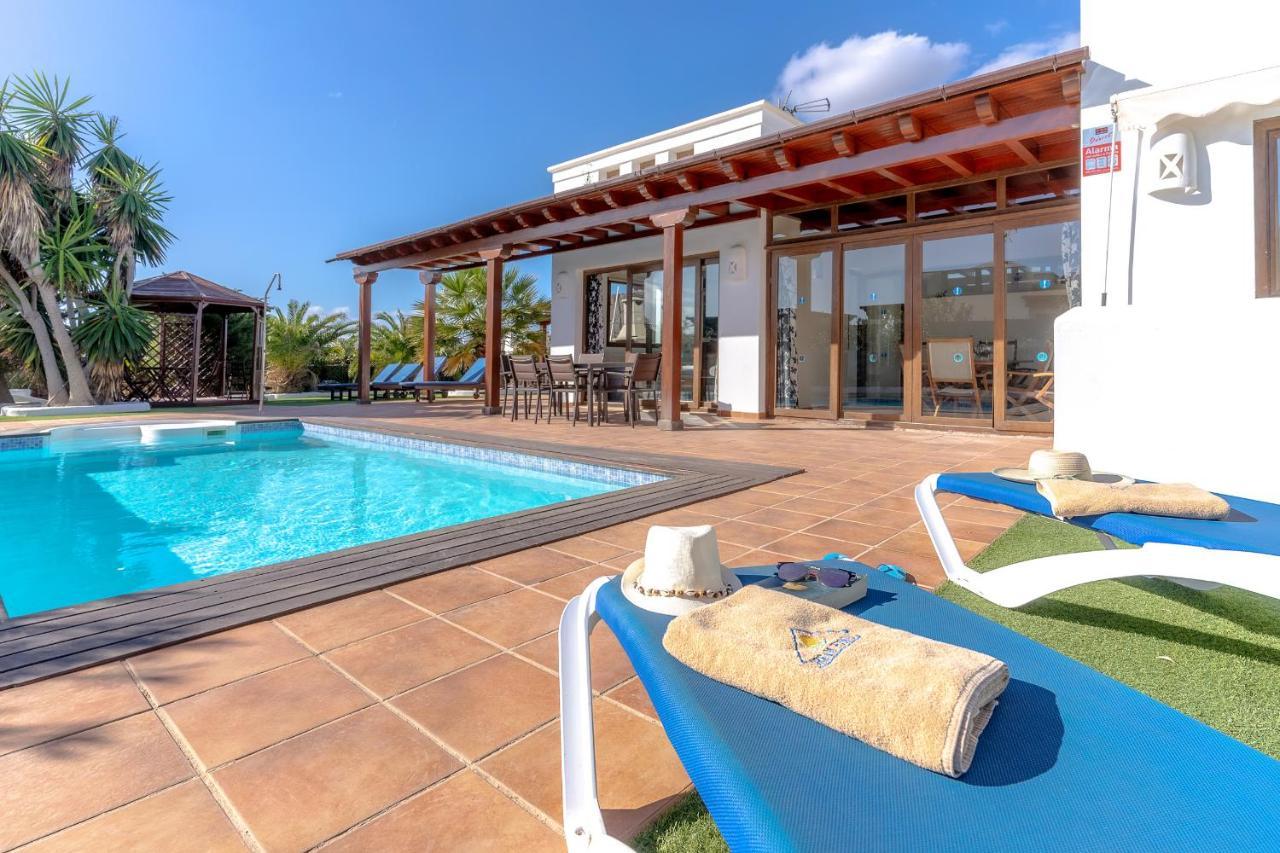 Villa Alegria Playa Blanca  Luaran gambar