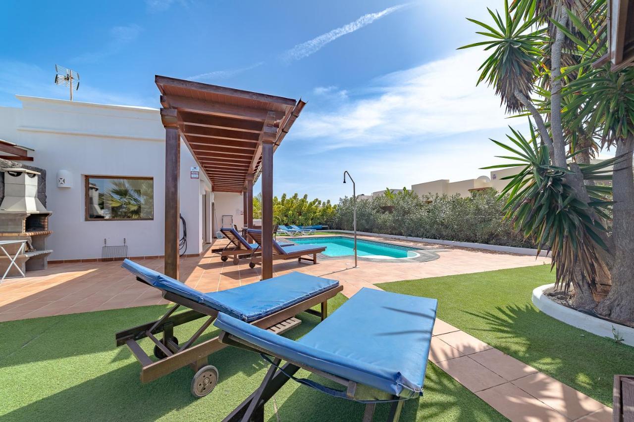 Villa Alegria Playa Blanca  Luaran gambar